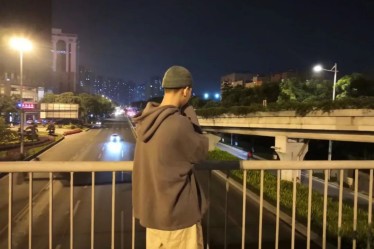 沫山：青春需早為，豈能長少年