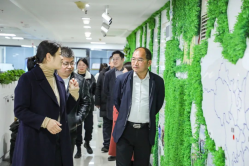 湖北日報傳媒集團楚天房地產公司蒞臨火蝠電商參觀考察